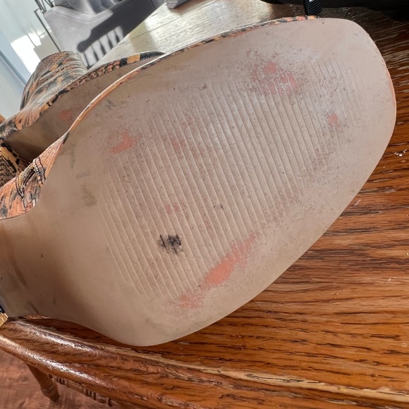 Faux animal print Steve Madden heel booty - Picture 3 of 4